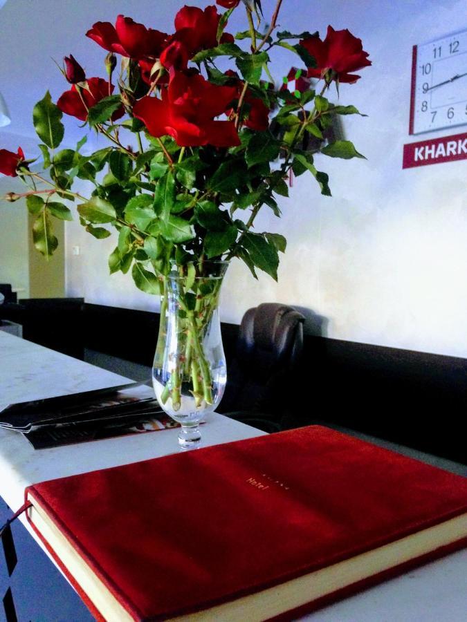 Hotel Kalyna Kharkov Ngoại thất bức ảnh