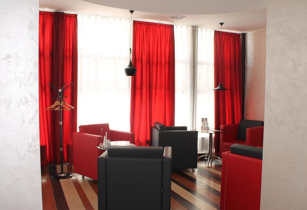 Hotel Kalyna Kharkov Ngoại thất bức ảnh